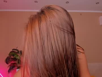 girl Chaturbate Cam Girls with lissinda