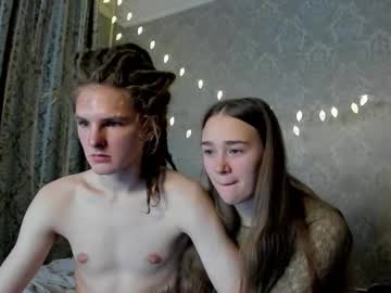 couple Chaturbate Cam Girls with surfsexcouple