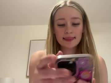 girl
        macyyysmith cam image #21594