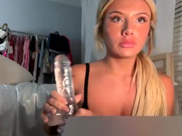 girl Chaturbate Cam Girls with sarahbabyyyy19