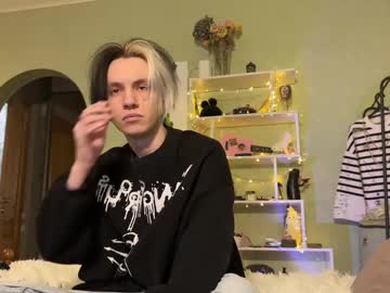couple Chaturbate Cam Girls with veryraretwins