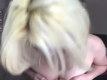 girl
        minnie_joy_ cam image #34928