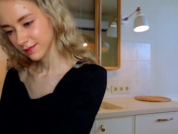 girl
        but_not_for_freeeeee cam image #18284