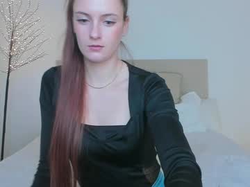 girl
        blush_flower cam image #21402