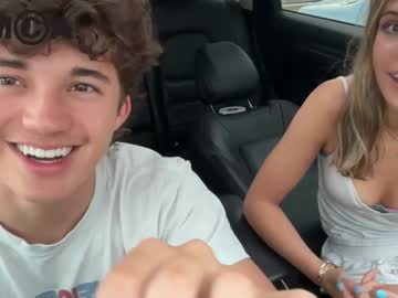 couple Chaturbate Cam Girls with gracieandtyler