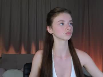 girl Chaturbate Cam Girls with kelsiwest