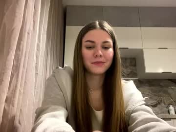 girl
        jeaneschulteis cam image #33331