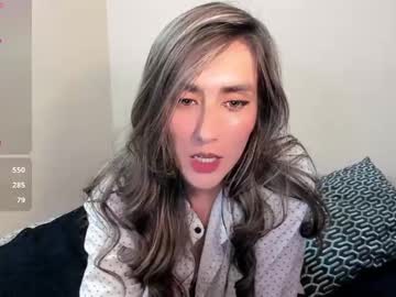 girl Chaturbate Cam Girls with moriahhoe