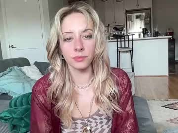 girl Chaturbate Cam Girls with lilysirenblue
