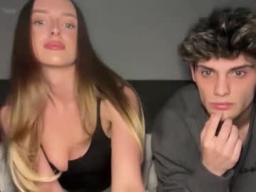 couple
        claraandnate cam image #36324