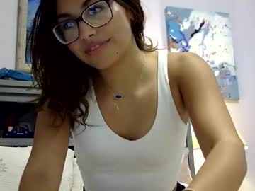 girl
        jessicaluvvx cam image #24441