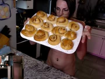 girl Chaturbate Cam Girls with kierbearkisses