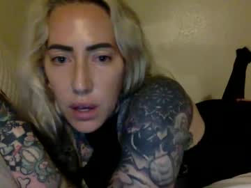 couple Chaturbate Cam Girls with paigesixx_charlievicious