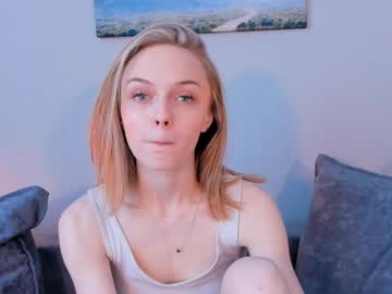 girl Chaturbate Cam Girls with edaclose