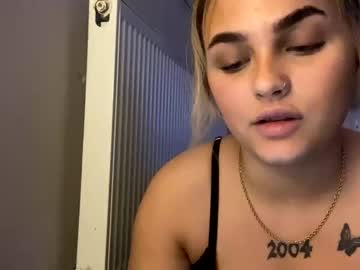 girl Chaturbate Cam Girls with emwoods