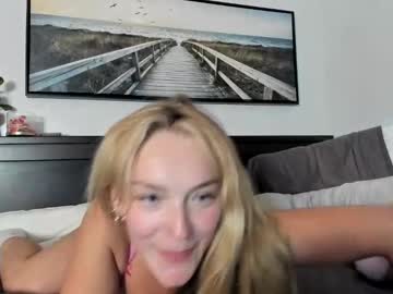 girl Chaturbate Cam Girls with misskatiexo
