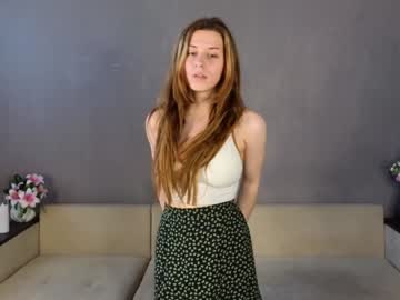 girl
        jodyhatt cam image #10987
