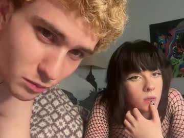 couple Chaturbate Cam Girls with rawd3sire
