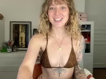 girl
        naughtynatalieb cam image #7213