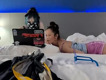 couple
        jtt889 cam image #32385