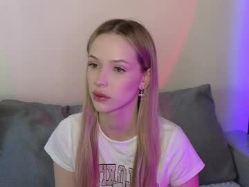 girl
        kristy_babe cam image #24675