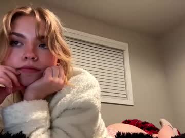 girl Chaturbate Cam Girls with madeline_fine