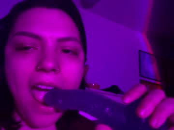 girl Chaturbate Cam Girls with ur_good_gal