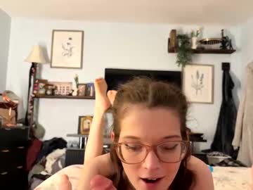 couple
        dreamteemer cam image #32600