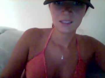 girl Chaturbate Cam Girls with laura464682