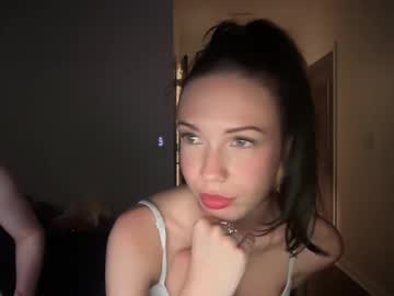girl Chaturbate Cam Girls with lucywhiteeee