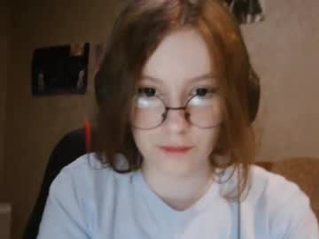 girl Chaturbate Cam Girls with silky_glow_star_patpat