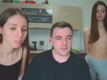 couple Chaturbate Cam Girls with ihavepaws33