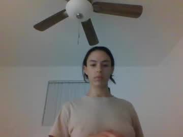 girl
        lovelylovelybrooke cam image #21696