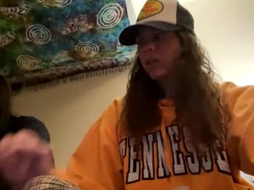 couple Chaturbate Cam Girls with stevenash3355