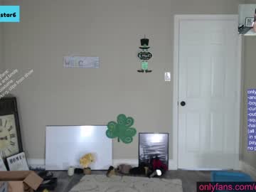 girl
        elena_ermie cam image #6911