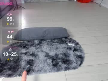girl Chaturbate Cam Girls with yuna_leen