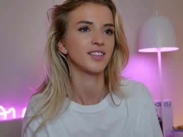 girl Chaturbate Cam Girls with entia