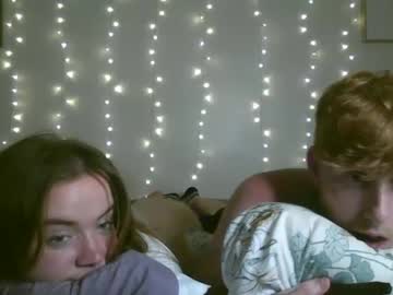 couple
        zekeee420 cam image #11888