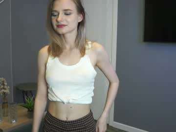 girl Chaturbate Cam Girls with floraboor