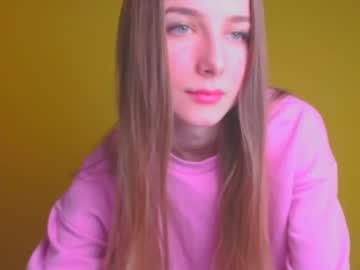 girl Chaturbate Cam Girls with milly_liss