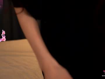girl Chaturbate Cam Girls with lanais_milana