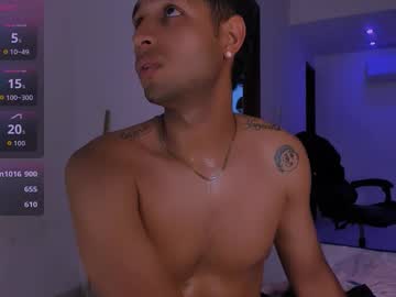 couple Chaturbate Cam Girls with kitty_and_masterboy