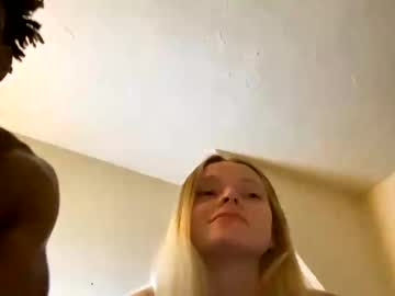 couple Chaturbate Cam Girls with lala810