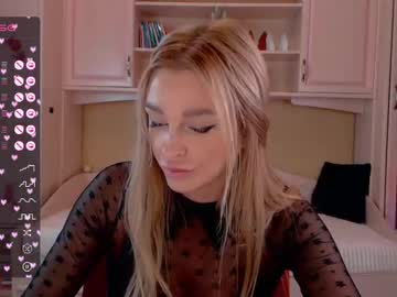 girl Chaturbate Cam Girls with barbie_kiss1
