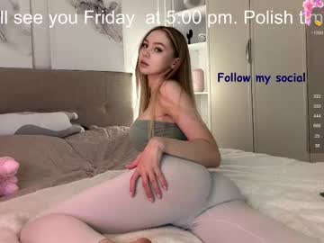 girl Chaturbate Cam Girls with avroramy