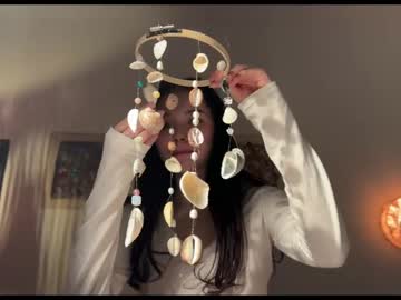 girl Chaturbate Cam Girls with anntics_