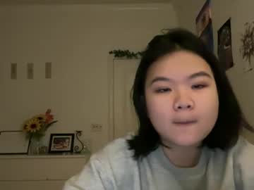 girl Chaturbate Cam Girls with flowerlvr