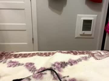 girl Chaturbate Cam Girls with cammiebabyxo