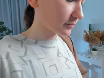 girl
        latonyamehrtens cam image #29742