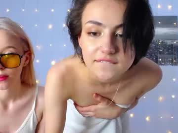 couple Chaturbate Cam Girls with kayla_bennet